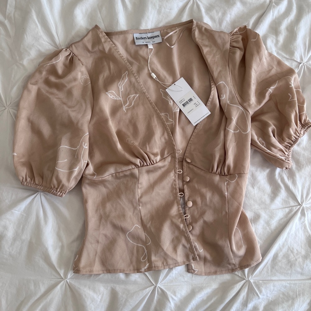 Finders Keepers button down v neck blouse summer top in medium size 6